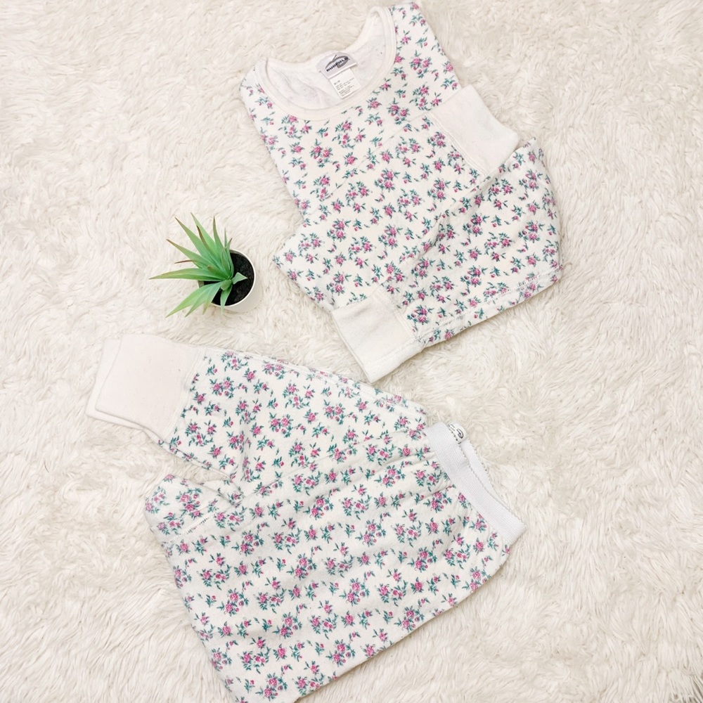 Vintage floral 2 piece pj set